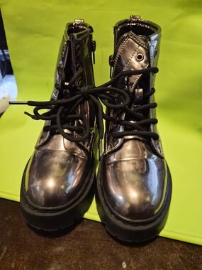 Steve Madden Metallic Kids Lace-Up Combat Boots